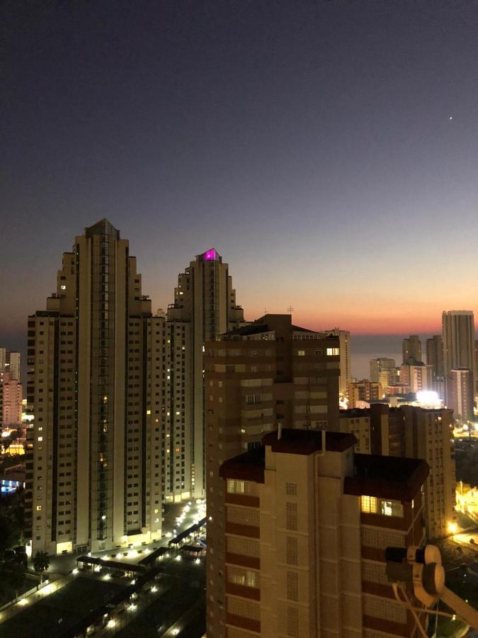 Sunshine Apartament Apartment Benidorm Bagian luar foto