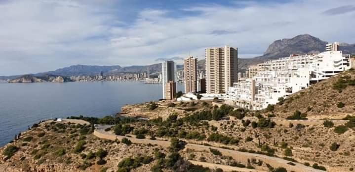 Sunshine Apartament Apartment Benidorm Bagian luar foto