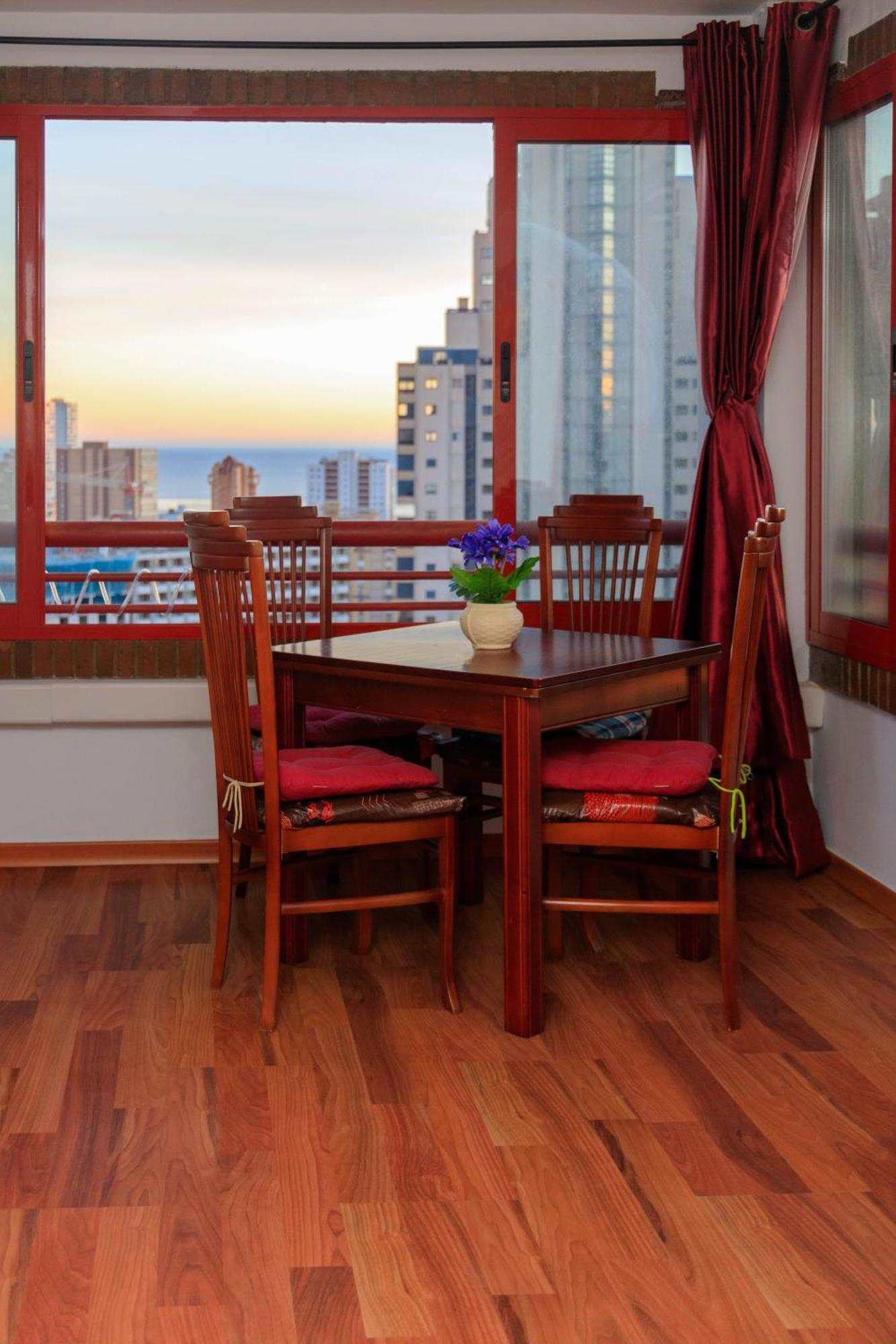 Sunshine Apartament Apartment Benidorm Bagian luar foto