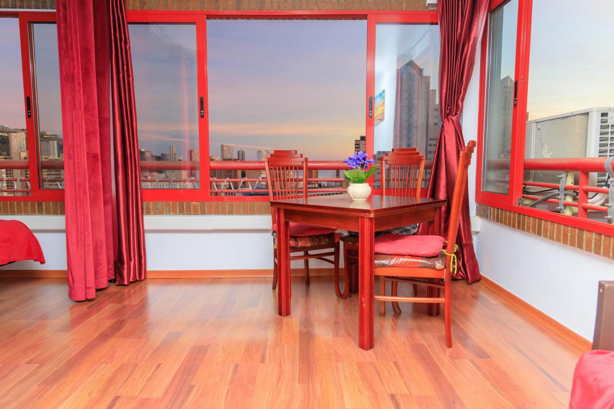 Sunshine Apartament Apartment Benidorm Bagian luar foto